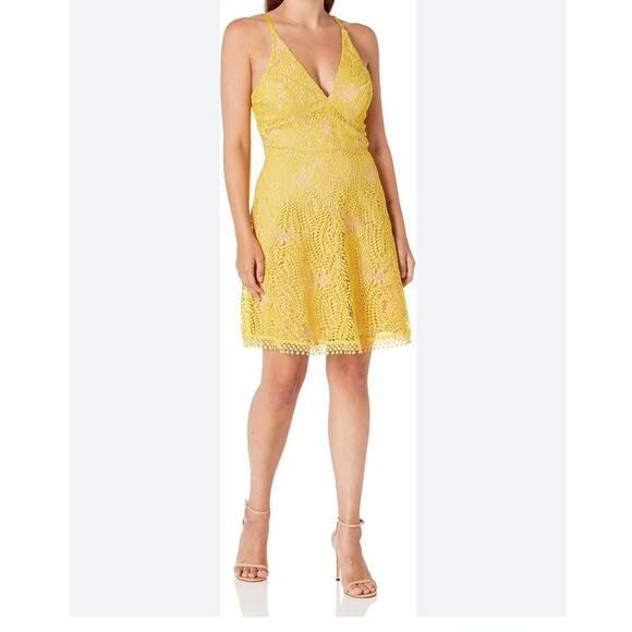 Dress the Population Piper Crochet Lace Canary Yellow Cocktail Dress Size XS - Picture 9 of 9